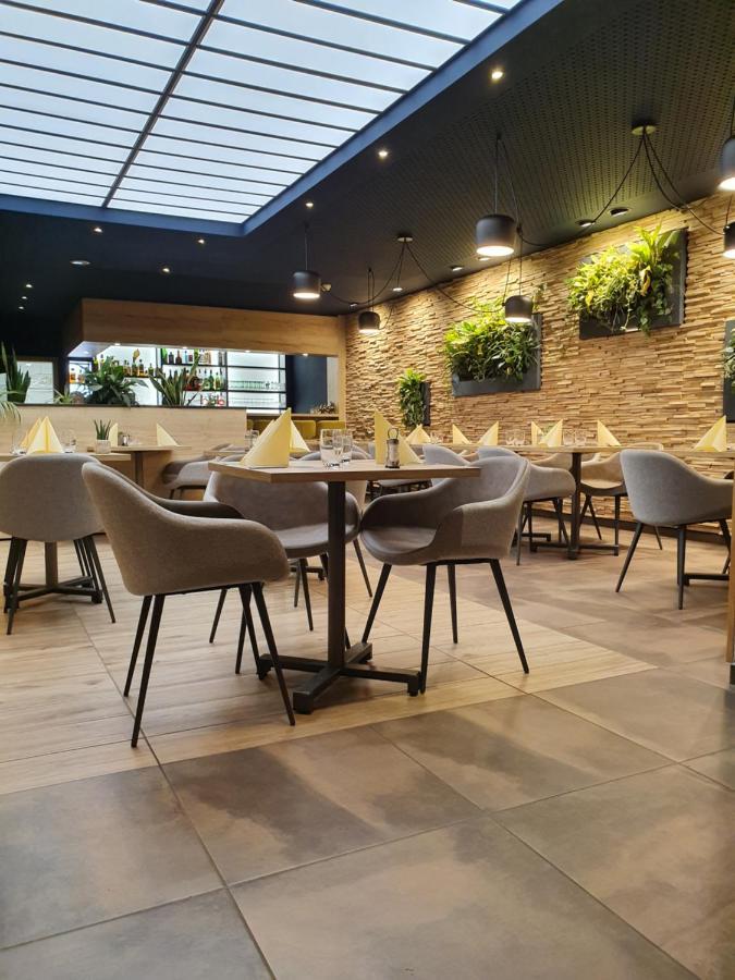 Hotel Le Caballin Vogelgrun Bagian luar foto